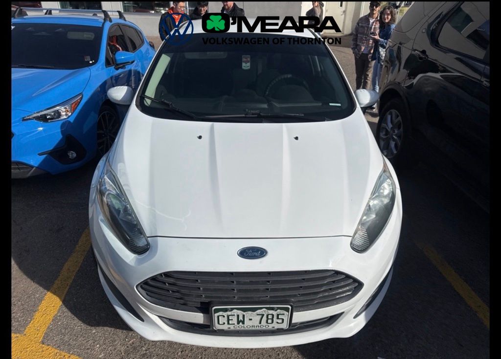 2015 Ford Fiesta S photo 3