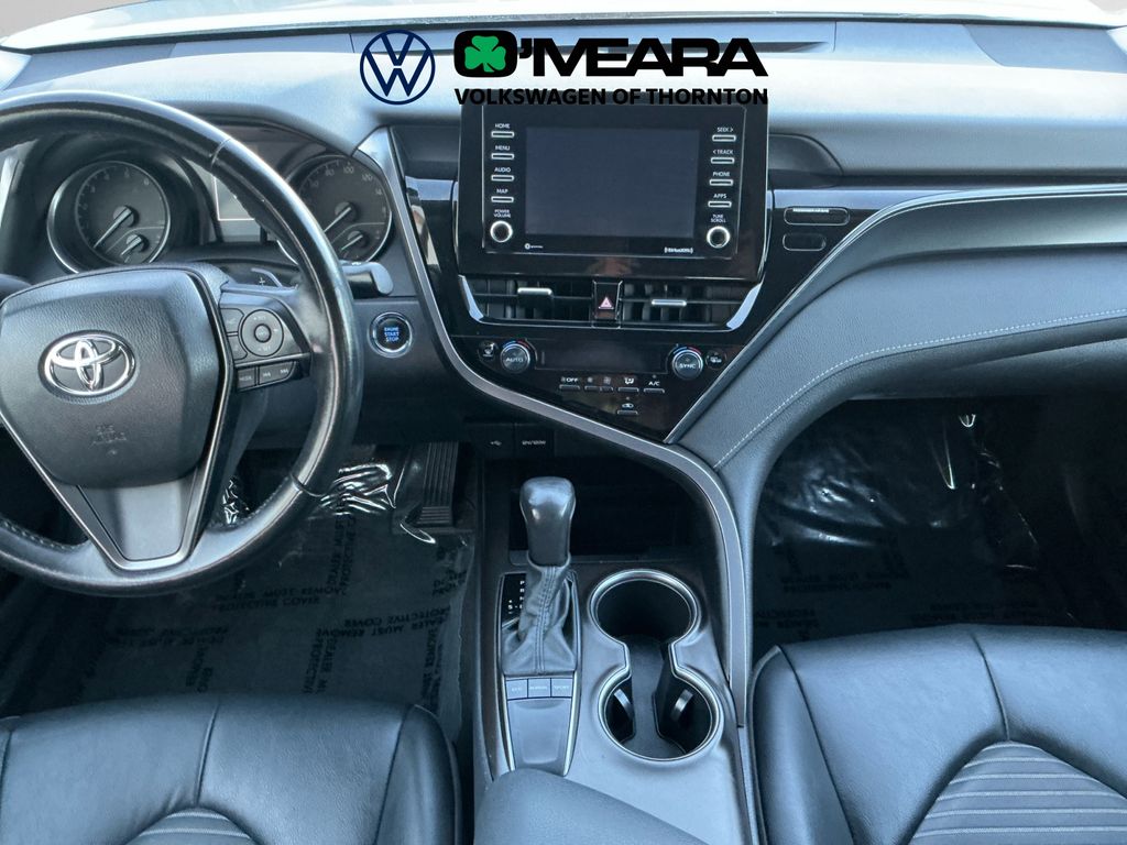 2023 Toyota Camry SE photo 3