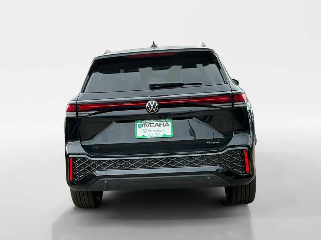 2025 Volkswagen Tiguan SE R-Line Black photo 4
