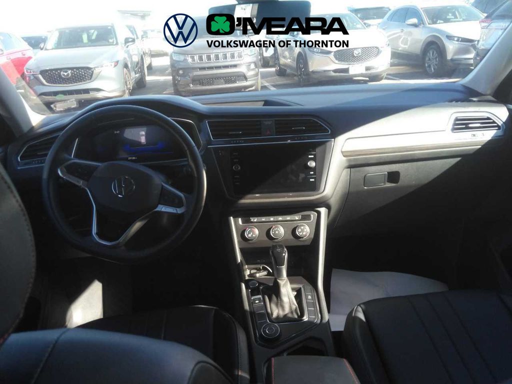2024 Volkswagen Tiguan Wolfsburg Edition photo 3