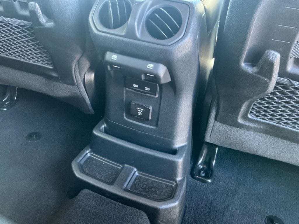 2023 Jeep Wrangler 4-Door Rubicon 392 - Photo 20