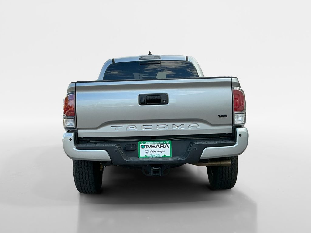 2023 Toyota Tacoma TRD Off-Road photo 4