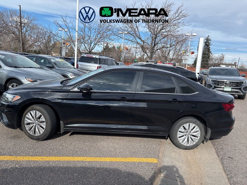 2019 Volkswagen Jetta 1.4T S photo 2