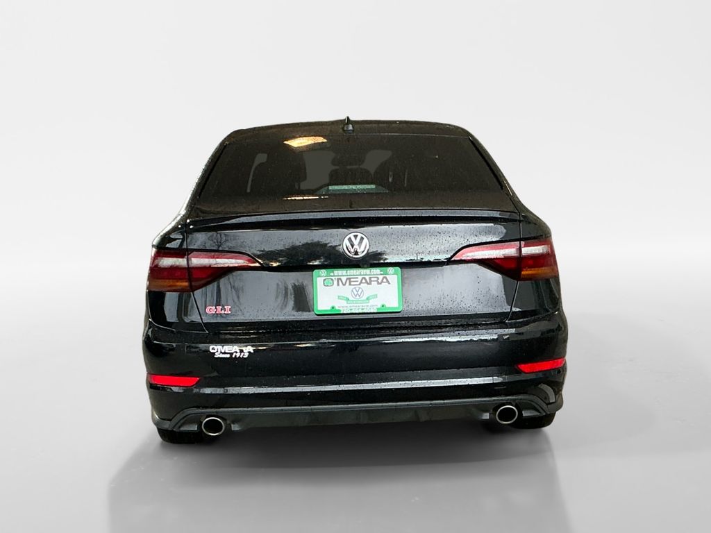 2019 Volkswagen Jetta GLI 2.0T Anniversary Edition photo 4