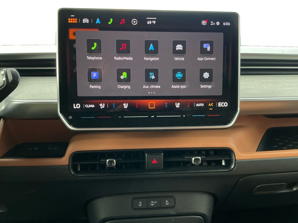 2025 Volkswagen ID. Buzz PRO S - Photo 16