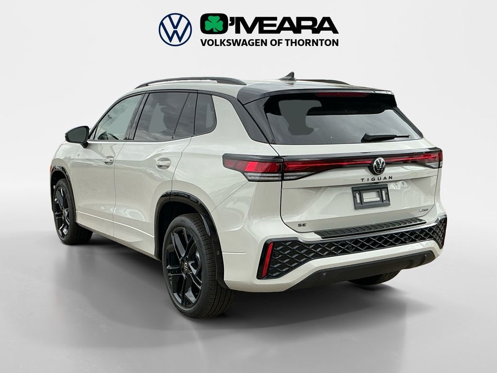 New 2025 Volkswagen Tiguan 2.0T SE R-Line Black SUV