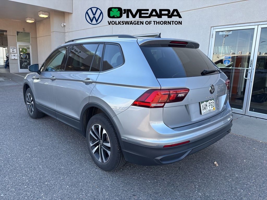 2023 Volkswagen Tiguan S photo 2