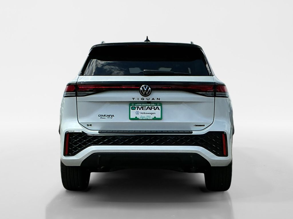 2025 Volkswagen Tiguan SE R-Line Black photo 4