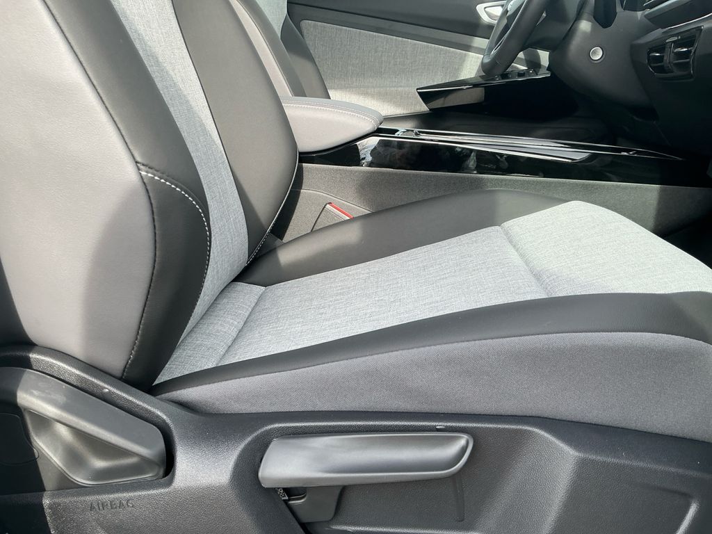 2026 Volkswagen ID.4 PRO - Photo 18