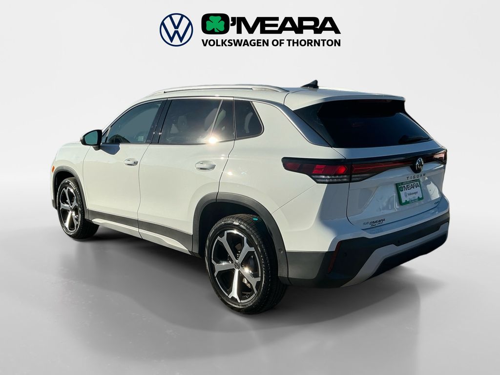 2026 Volkswagen Tiguan SE photo 3