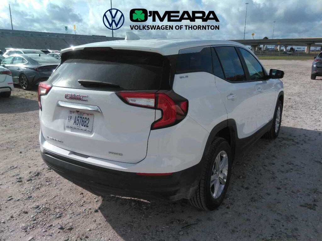 Used 2024 GMC Terrain SLE SUV