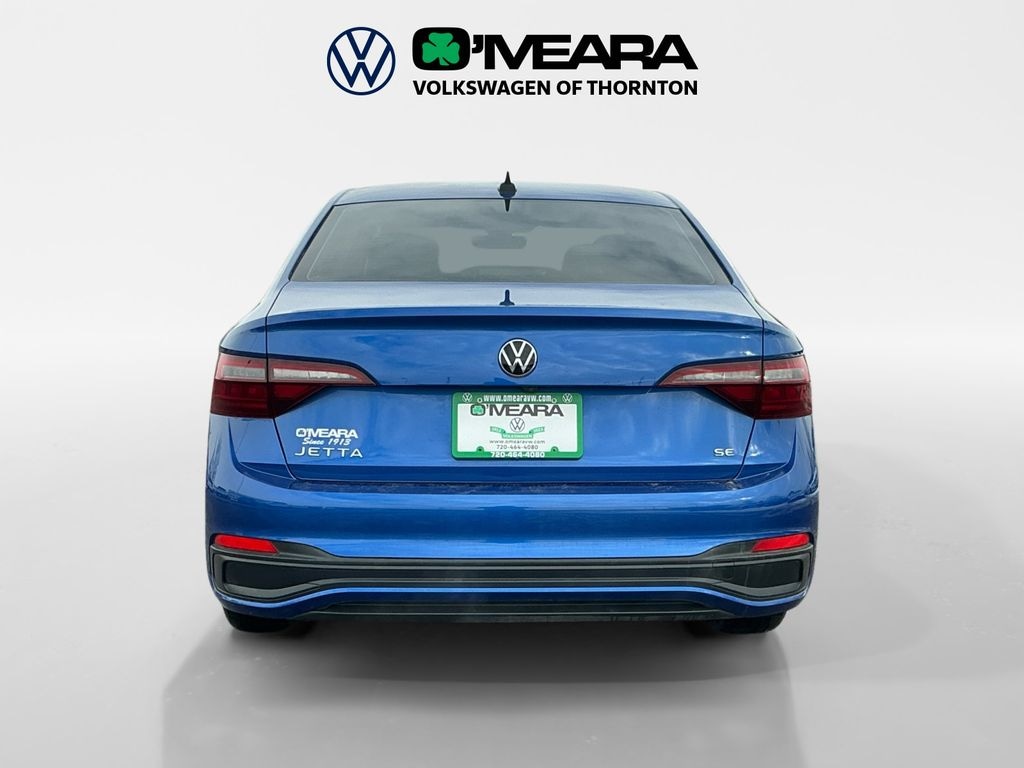 Used 2022 Volkswagen Jetta 1.5T SE Sedan
