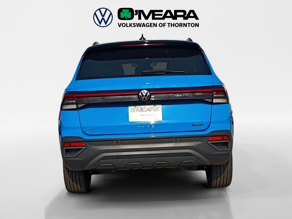 New 2025 Volkswagen Taos 1.5T SE Black SUV