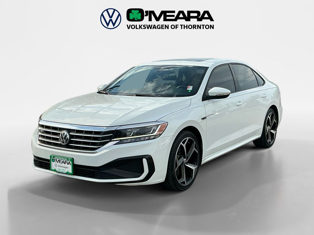 2022 Volkswagen Passat R-Line