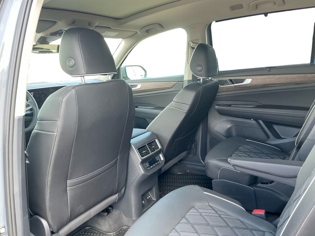 2026 Volkswagen Atlas SEL Premium R-Line - Photo 23