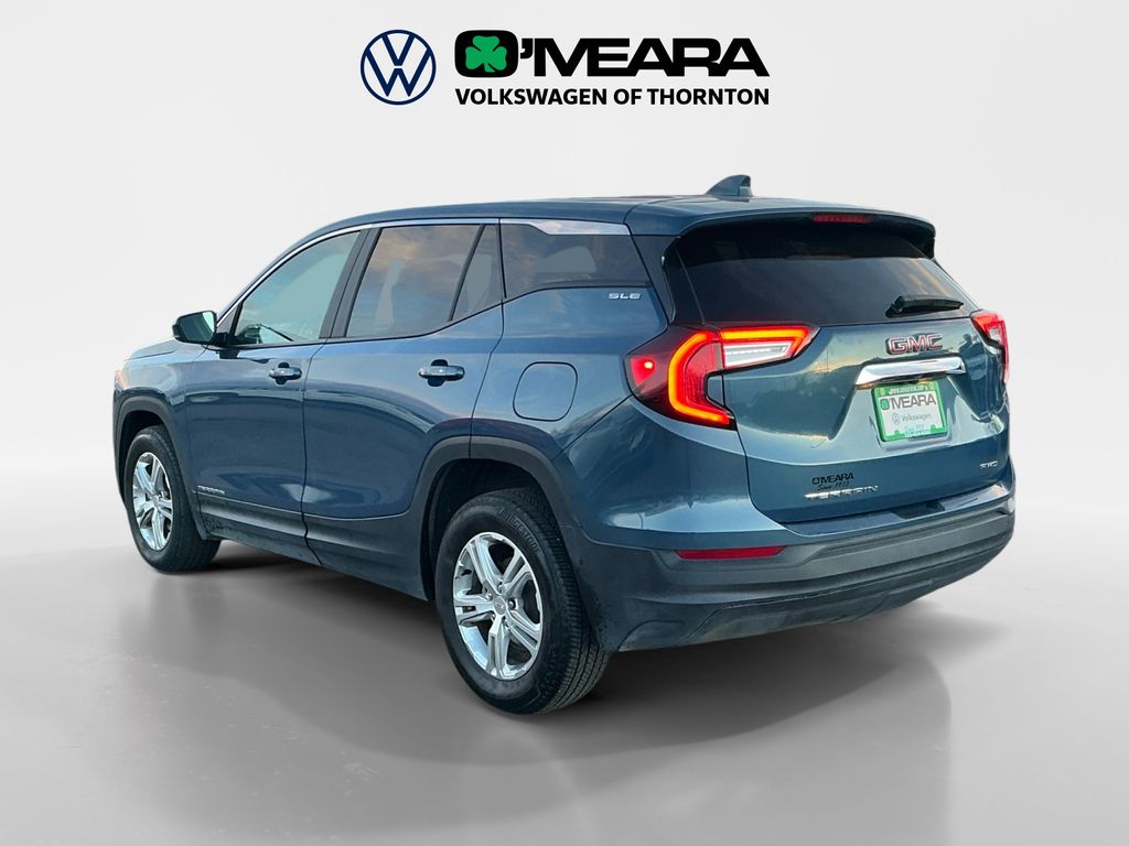 2024 Gmc Terrain SLE photo 2