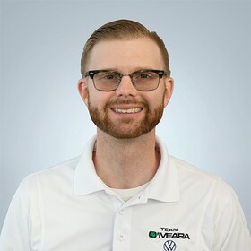 Staff member Mike Williams from 0aea18cd0ff0