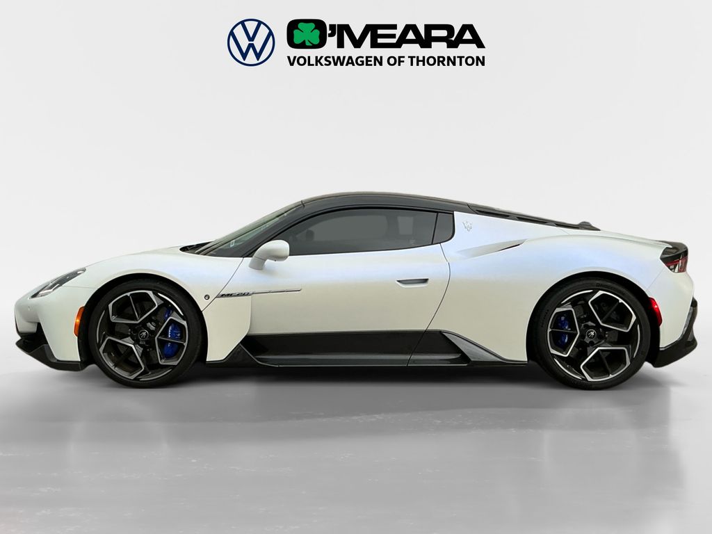 2022 Maserati MC20 Base Coupe photo 2