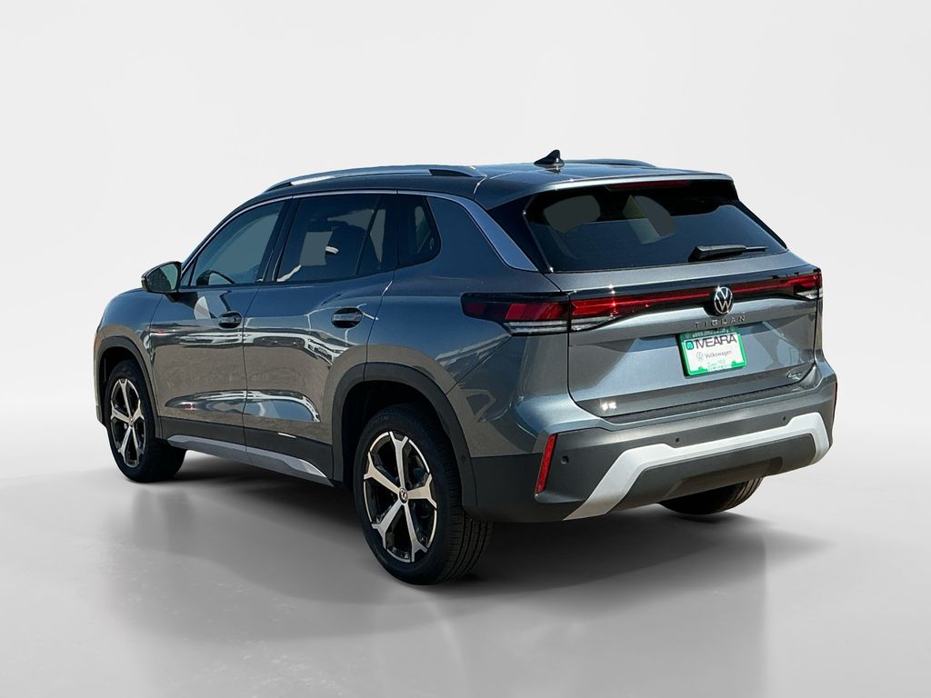 2025 Volkswagen Tiguan SE photo 3