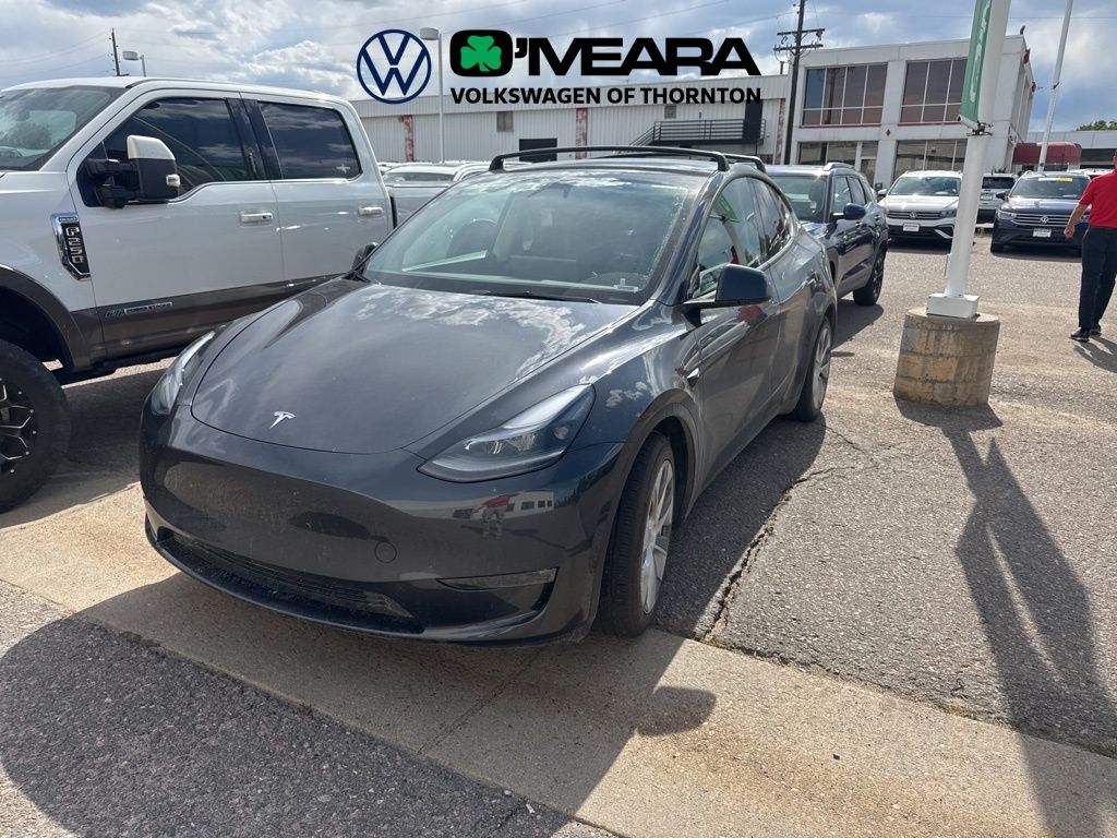 Used 2024 Tesla Model Y Long Range with VIN 7SAYGAEE7RF036343 for sale in Northfield, Minnesota