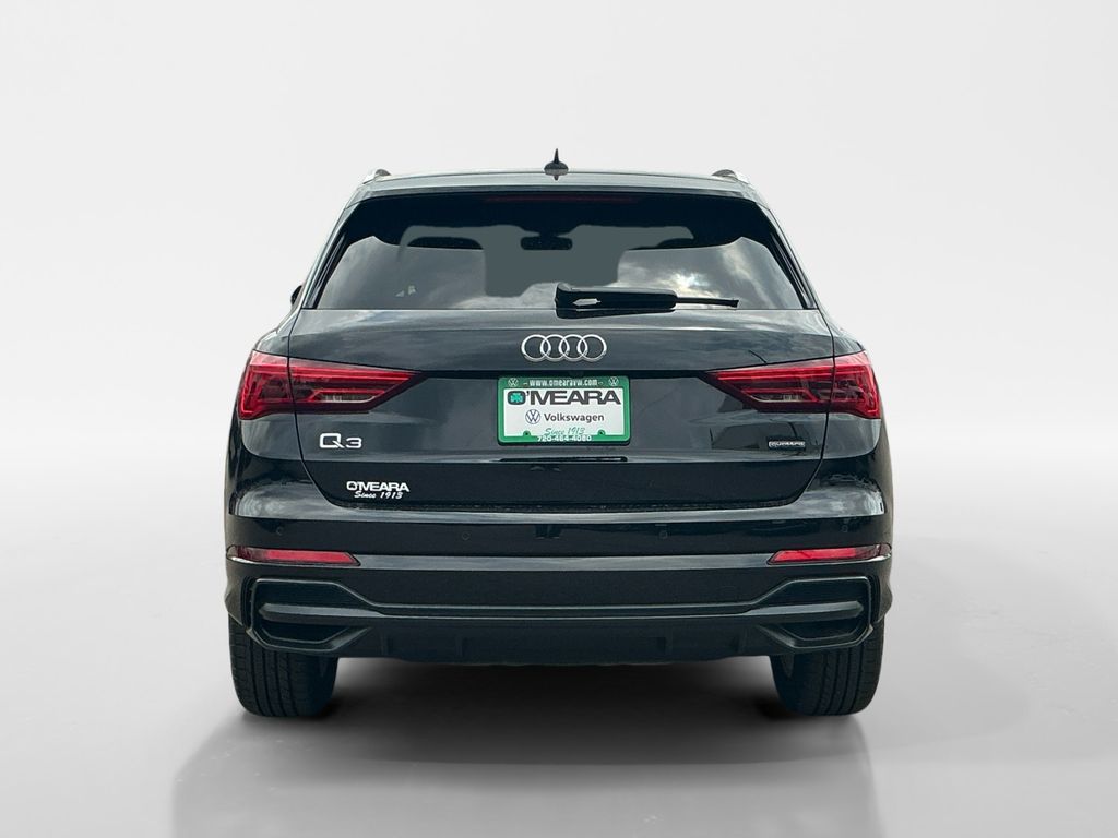 2022 Audi Q3 Premium S line photo 3
