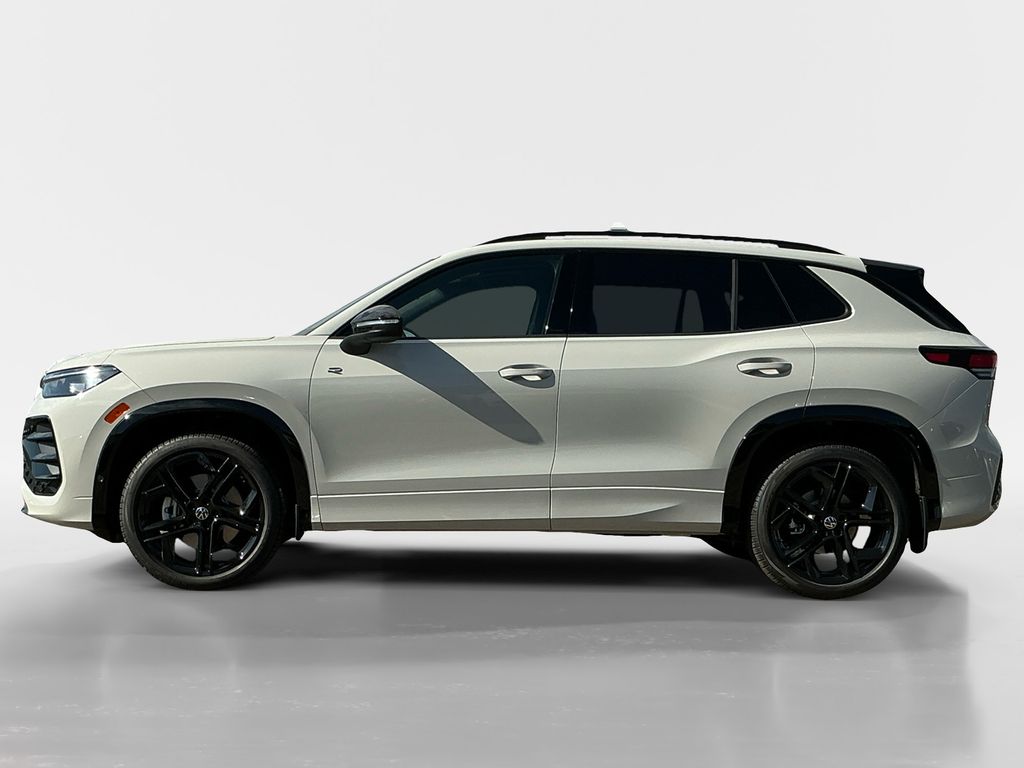 2025 Volkswagen Tiguan SE R-Line Black photo 2