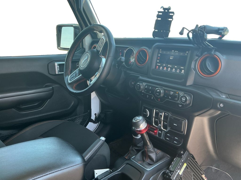 2021 Jeep Gladiator Mojave - Photo 16