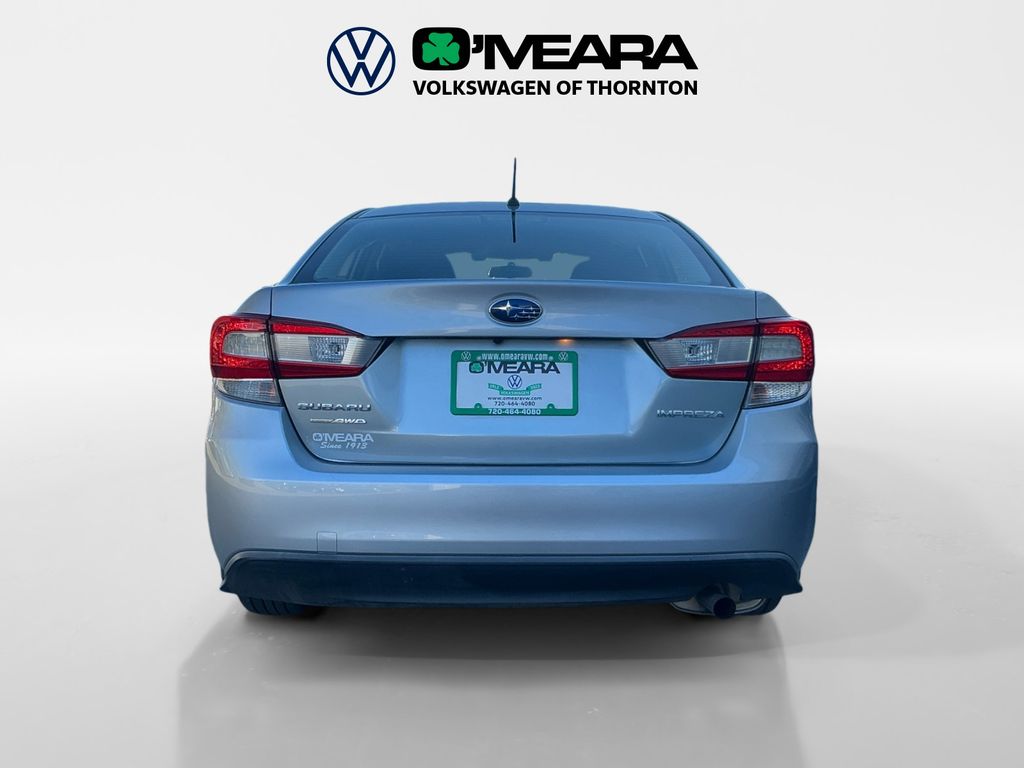 2019 Subaru Impreza 2.0i photo 4