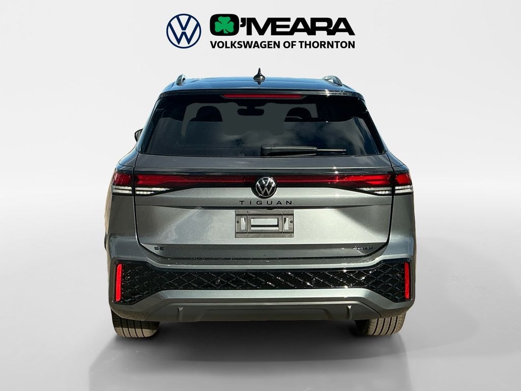 New 2025 Volkswagen Tiguan 2.0T SE R-Line Black SUV