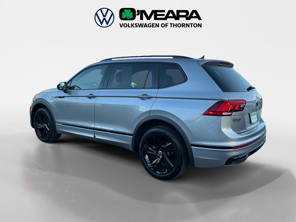 2023 Volkswagen Tiguan SE R-Line Black photo 2