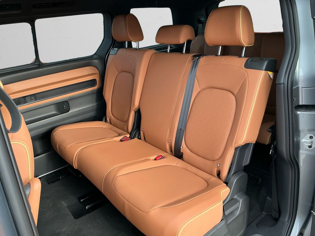 2025 Volkswagen ID. Buzz PRO S - Photo 11