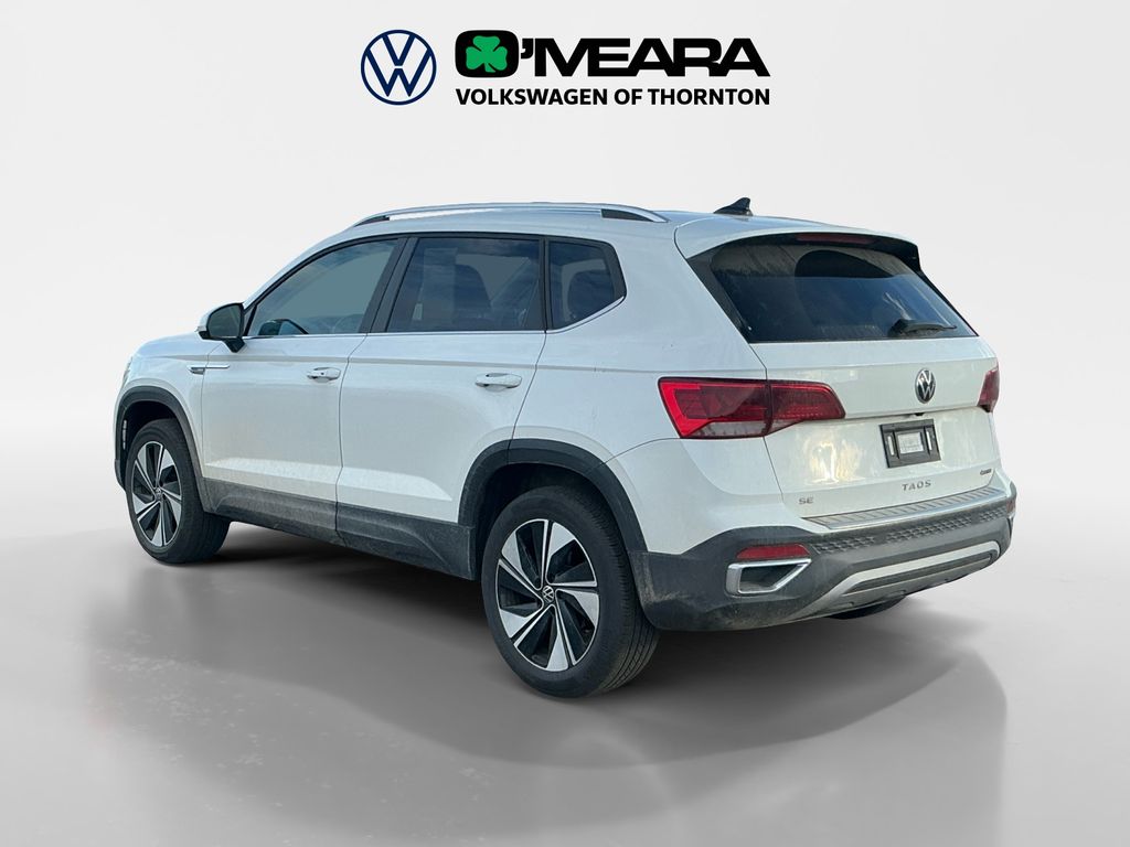 2024 Volkswagen Taos SE photo 3