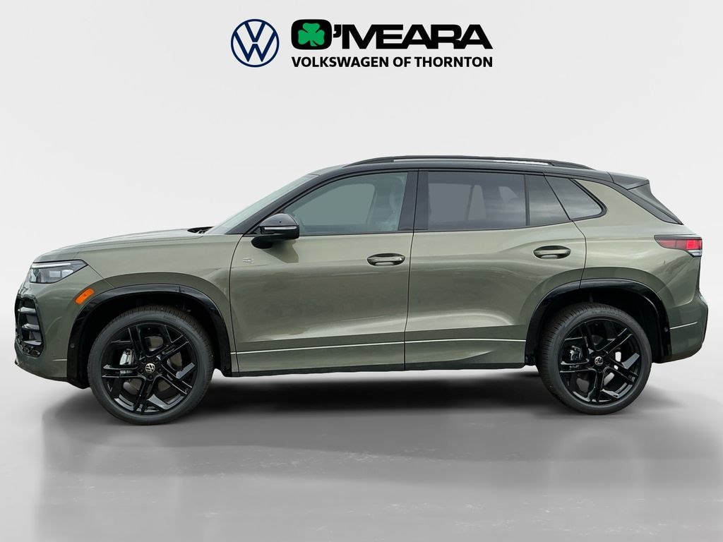 New 2025 Volkswagen Tiguan 2.0T SE R-Line Black SUV