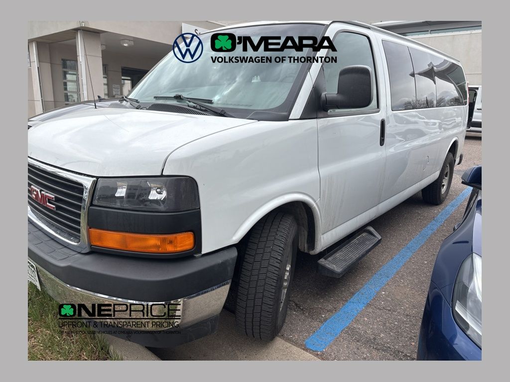 2018 GMC Savana Passenger LT