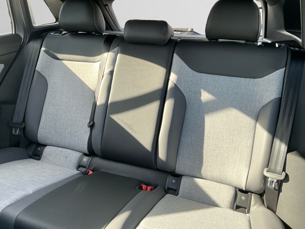 2026 Volkswagen ID.4 PRO - Photo 12
