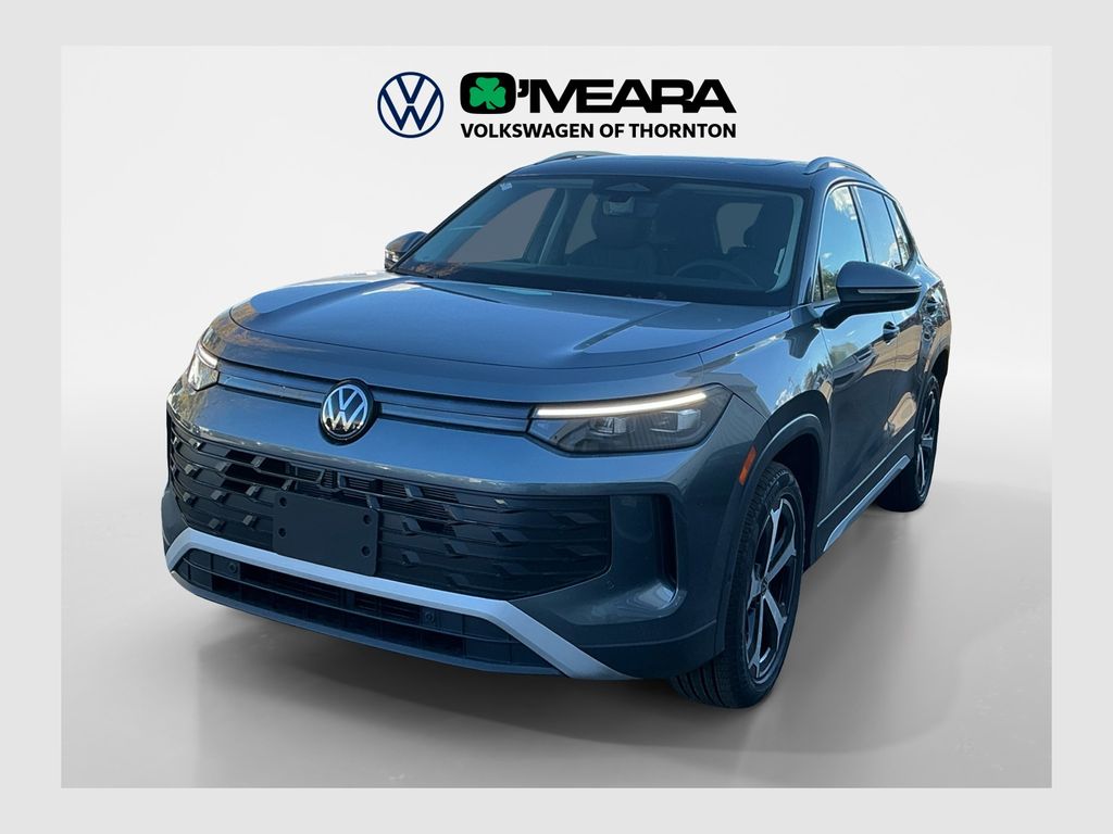 2025 Volkswagen Tiguan SE's photo