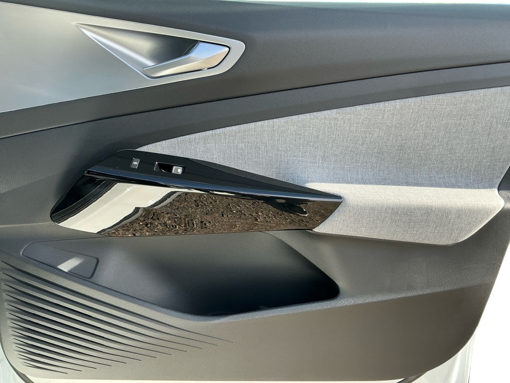 2026 Volkswagen ID.4 PRO - Photo 16