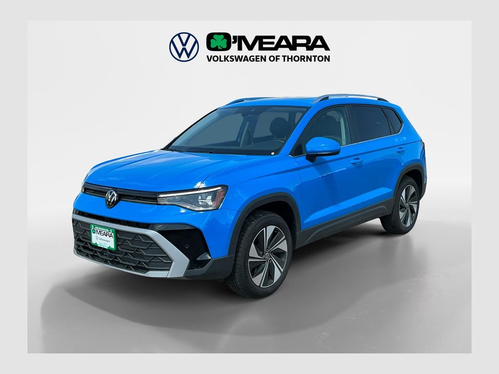 2025 Volkswagen Taos SE's photo