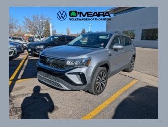 2023 Volkswagen Taos SE's photo