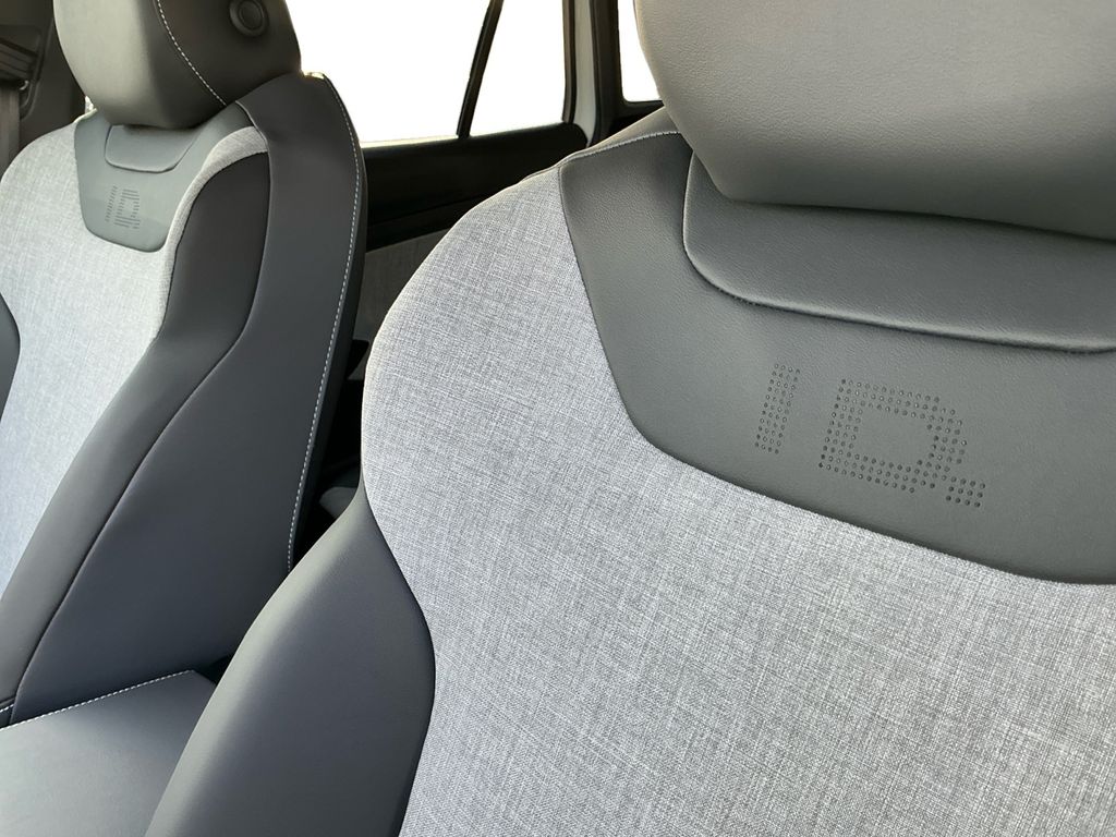 2026 Volkswagen ID.4 PRO - Photo 24