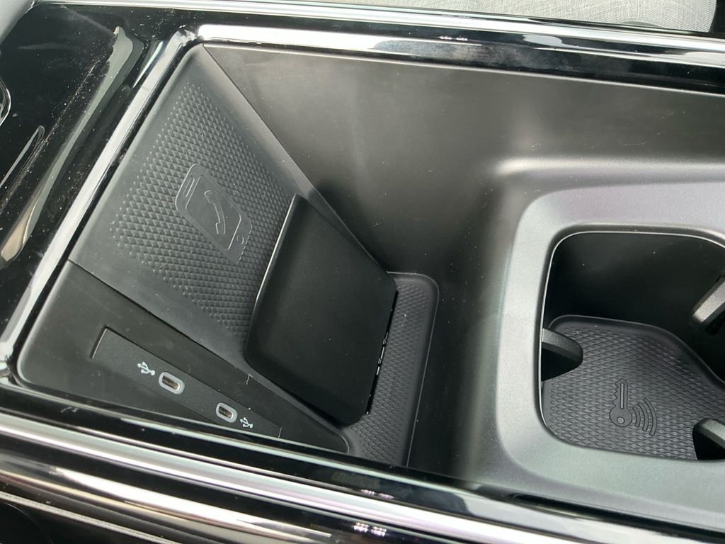 2026 Volkswagen ID.4 PRO - Photo 17