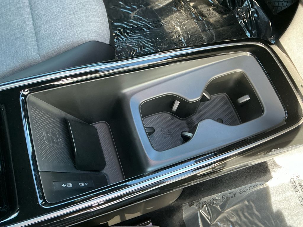 2026 Volkswagen ID.4 PRO - Photo 17