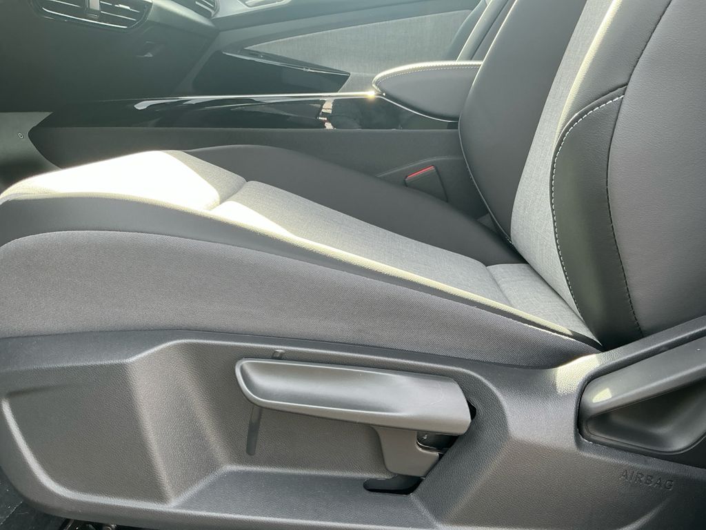 2026 Volkswagen ID.4 PRO - Photo 23