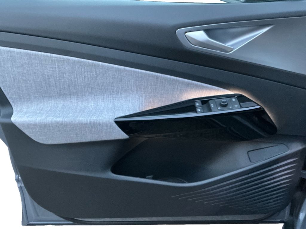 2026 Volkswagen ID.4 PRO - Photo 19
