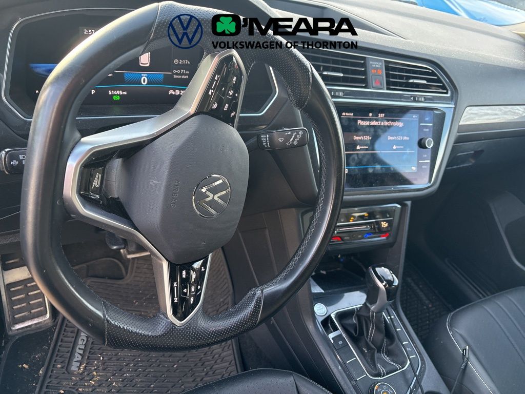 2023 Volkswagen Tiguan SE R-Line Black photo 4