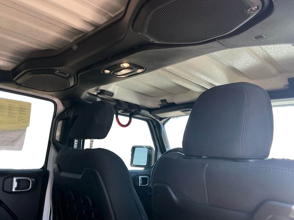 2021 Jeep Gladiator Mojave - Photo 21