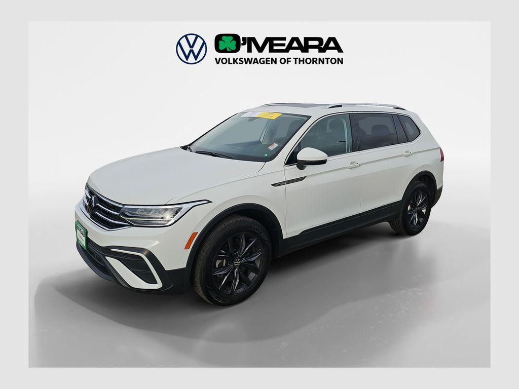 2022 Volkswagen Tiguan SE's photo