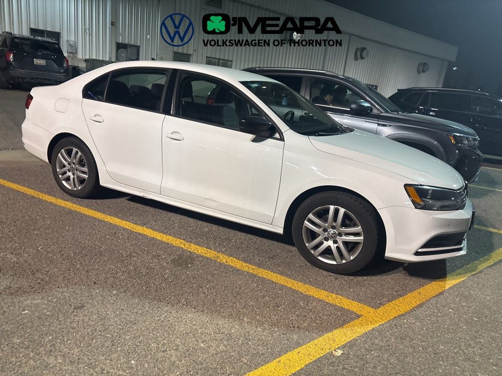 2015 Volkswagen Jetta 2.0 S photo 2
