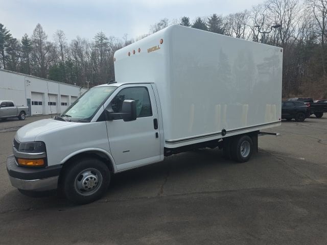 2026 Chevrolet Express Cutaway