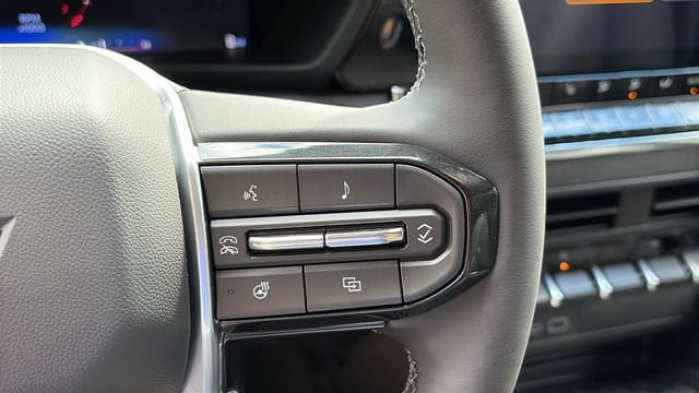 2026 Chevrolet Colorado Trail Boss - Photo 13